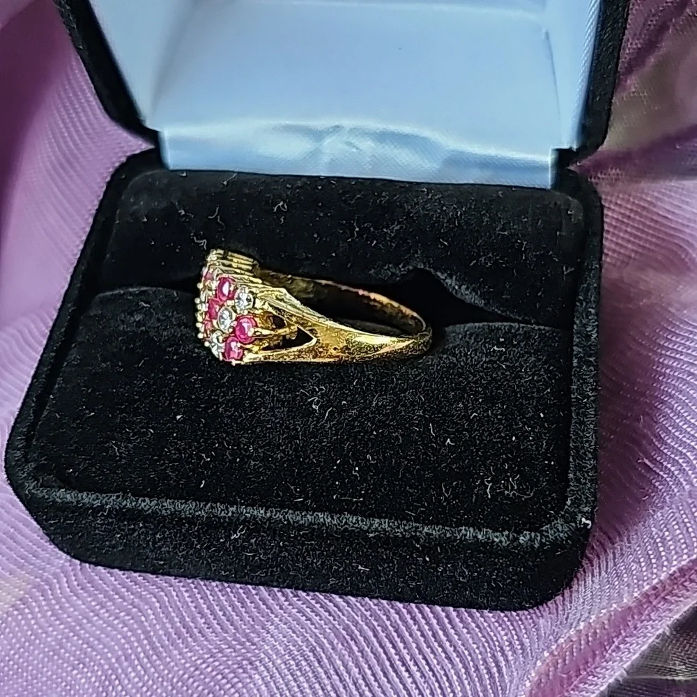 Ring - Picture 3 of 9